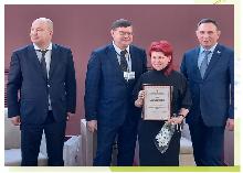 Поздравляем председателя профсоюзного комитета нашей больницы Светлану Васильевну с заслуженной наградой!